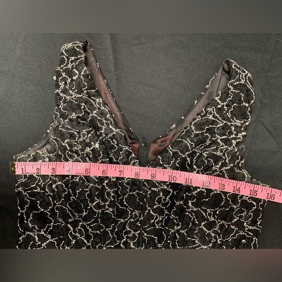 Scott McClintock Blacksequins, tulle Vintage gown Size 8 see pic for small flaw - Picture 3 of 9